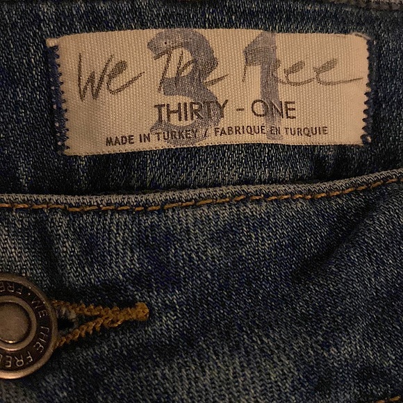 Free People Flared Jeans NWOT - Picture 5 of 5
